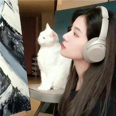 左轮手枪莉莉